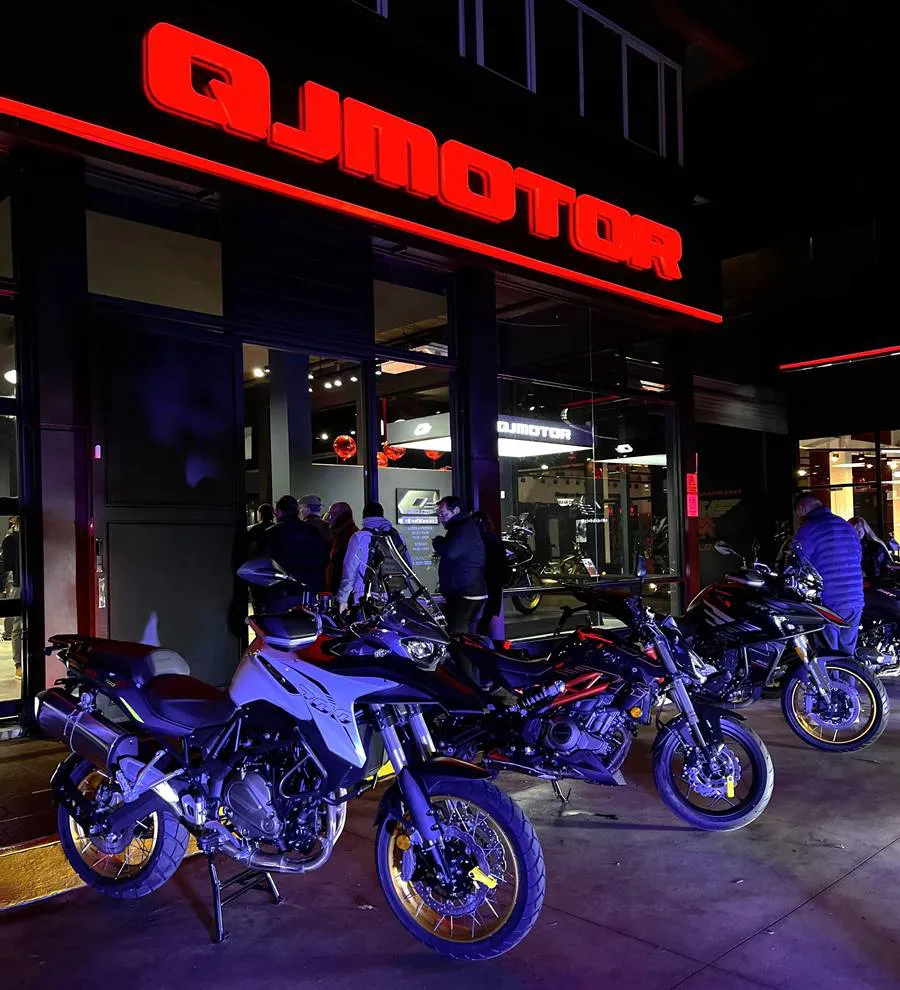 QJMOTOR Apertura Nuevo concesionario Pque Leloir -4