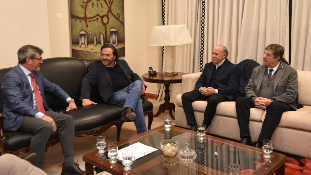 18099-el-gobernador-saenz-y-el-presidente-de-la-uia-analizaron-la-agenda-productiva-y-competitiva-de-salta