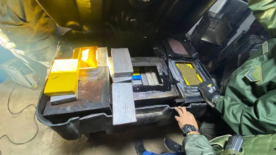 cofres_metalicos-tanque_de_combustible-allanamiento-catamarca-jujuy-salta_-_2