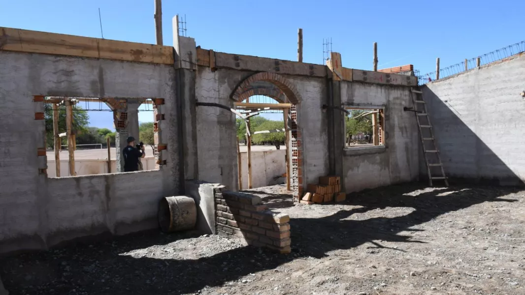 19770-san-carlos-saenz-superviso-la-reactivacion-con-fondos-provinciales-del-centro-de-primera-infancia-y-del-centro-comunitario