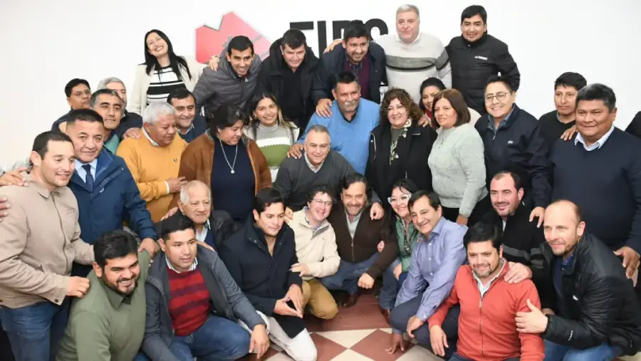 108729-saenz-llamo-a-defender-el-federalismo-junto-a-los-intendentes-hay-una-argentina-que-tiene-todo-y-otra-a-la-que-le-falta-mucho