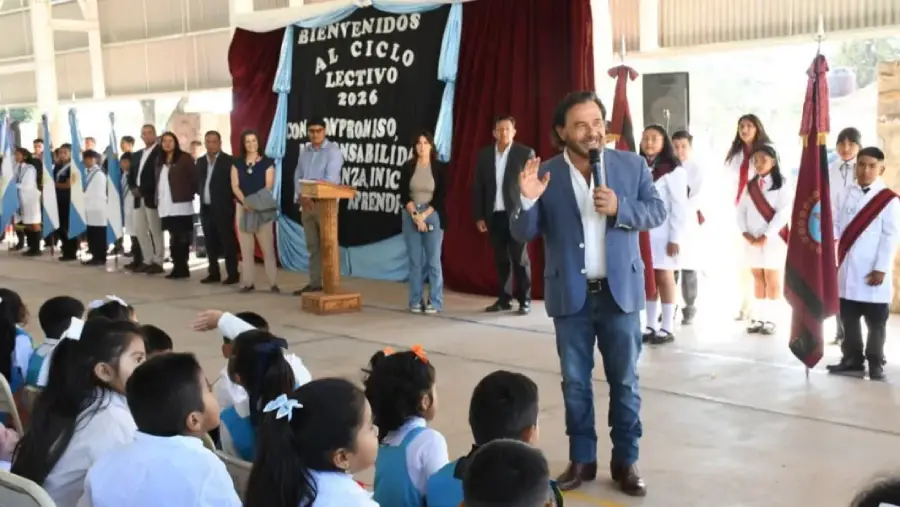 18099-mas-de-350-mil-alumnos-comenzaron-hoy-las-clases-el-gobernador-saenz-inauguro-el-ciclo-lectivo-2026-desde-cachi