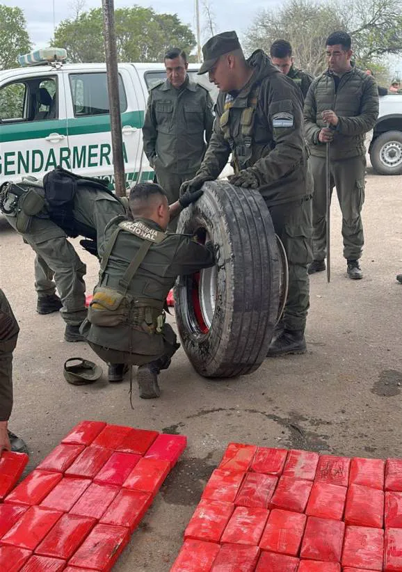 salta-santiago_del_estero-417_kilos_cocaina_1