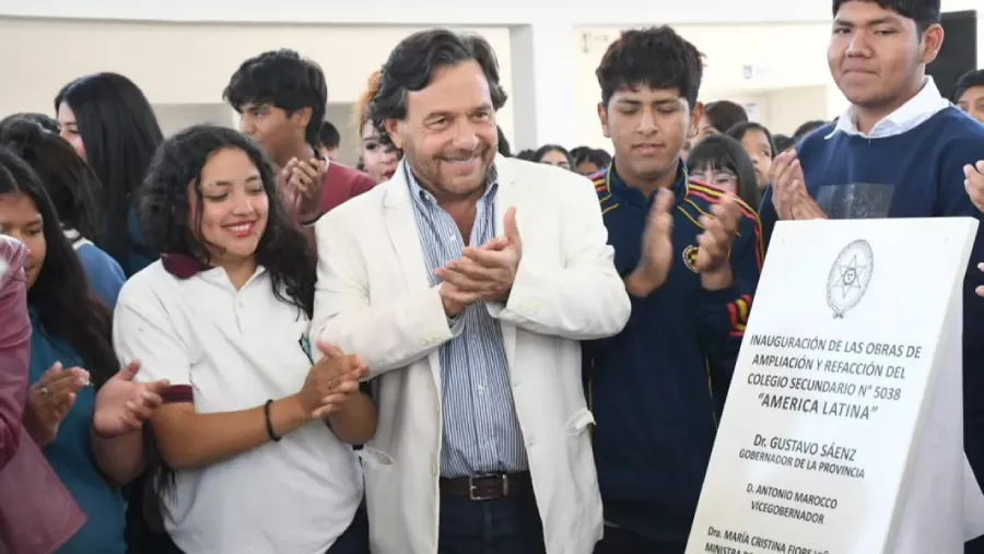 25051-saenz-inauguro-las-obras-del-colegio-america-latina
