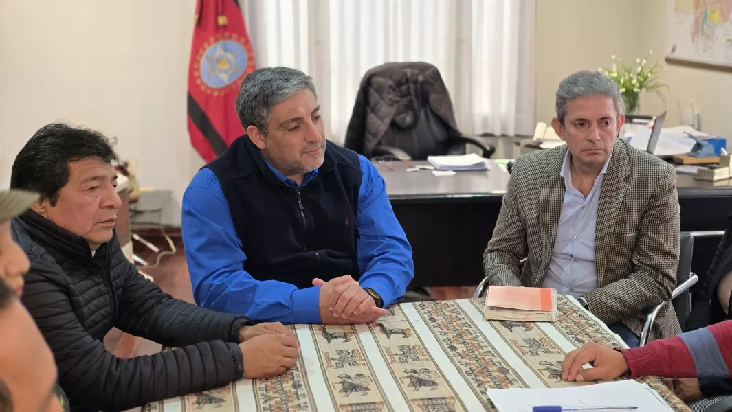 17850-el-gobierno-junto-al-ippis-proyectan-acciones-articuladas-en-comunidades-originarias
