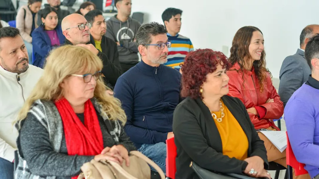 16922-se-lanzo-el-concurso-prendete-salta-2025-para-impulsar-el-emprendimiento-estudiantil