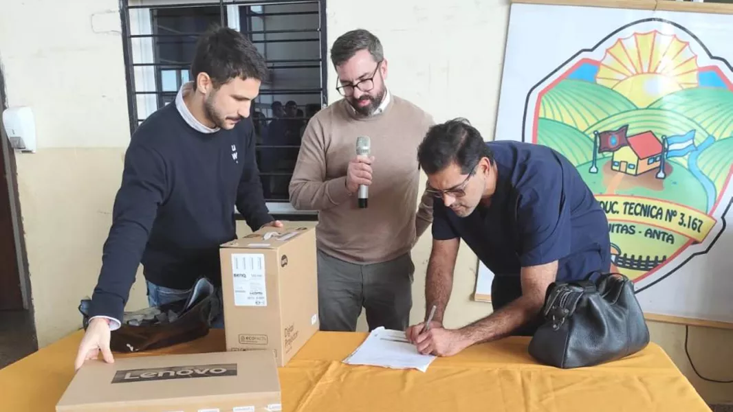 17477-agricultura-sustentable-salta-obtuvo-un-premio-por-la-gestion-de-envases-de-productos-fitosanitarios