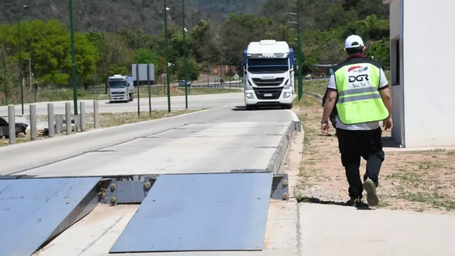 24160-saenz-inauguro-en-salvador-mazza-un-puesto-de-control-integrado-unico-en-el-noa-y-nea