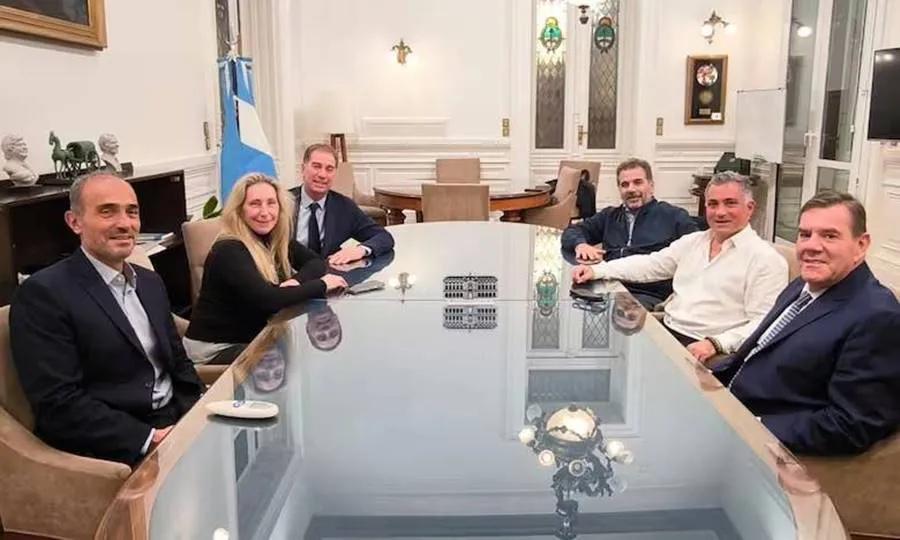 karina-milei-recibio-a-santilli-ritondo-y-RN5DAKODBJHYROXB47ZQJIMZ2U