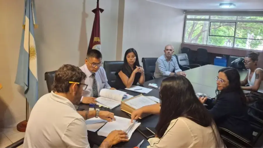 106785-licitacion-internacional-para-equipamiento-biomedico-del-hospital-san-bernardo-se-presentaron-tres-oferentes