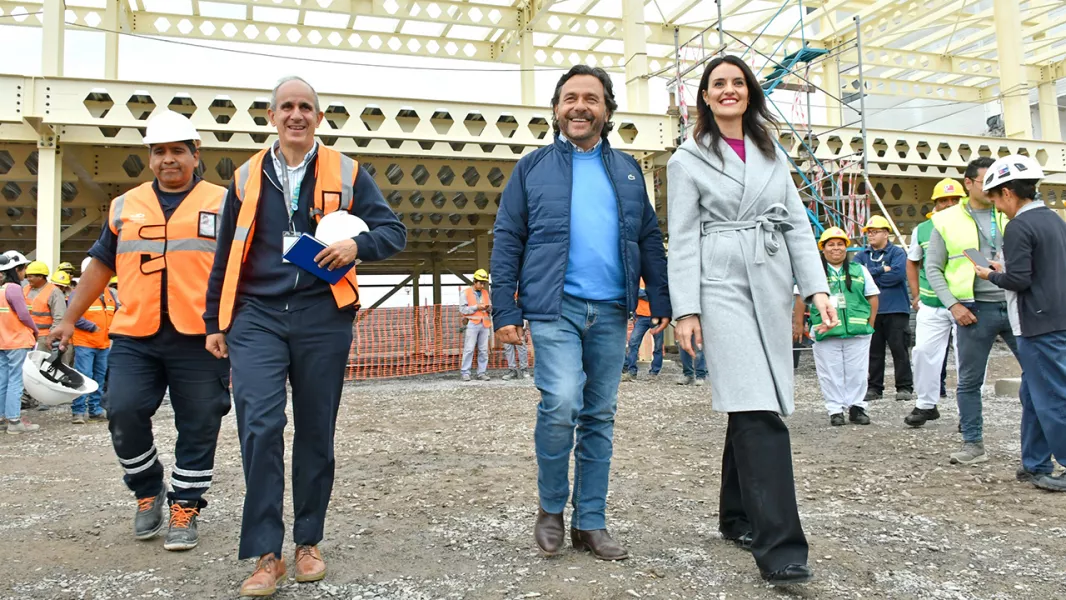 101189-segunda-etapa-de-la-ampliacion-y-modernizacion-del-aeropuerto-el-gobernador-saenz-superviso-las-obras