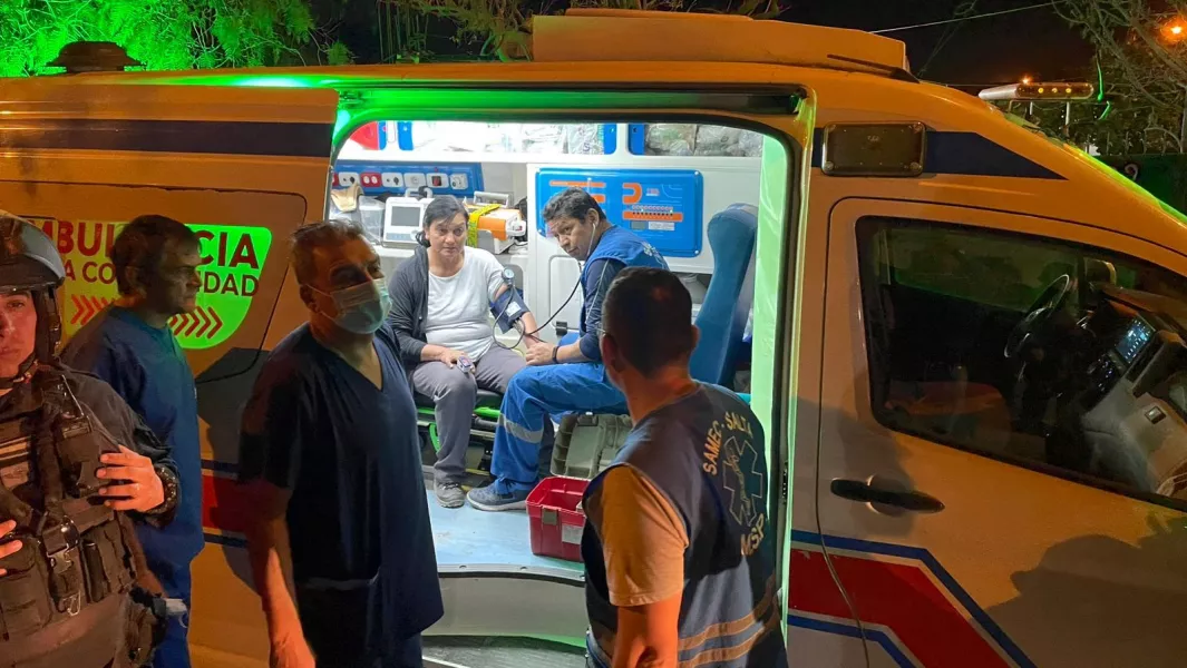 18683-operativo-de-asistencia-a-familias-afectadas-por-incendio-en-barrio-ampliacion-20-de-junio