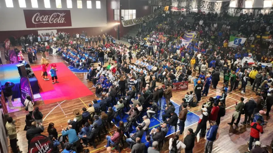 25002-el-gobernador-saenz-lanzo-la-segunda-etapa-del-plan-meta-para-fortalecer-el-deporte-en-toda-la-provincia