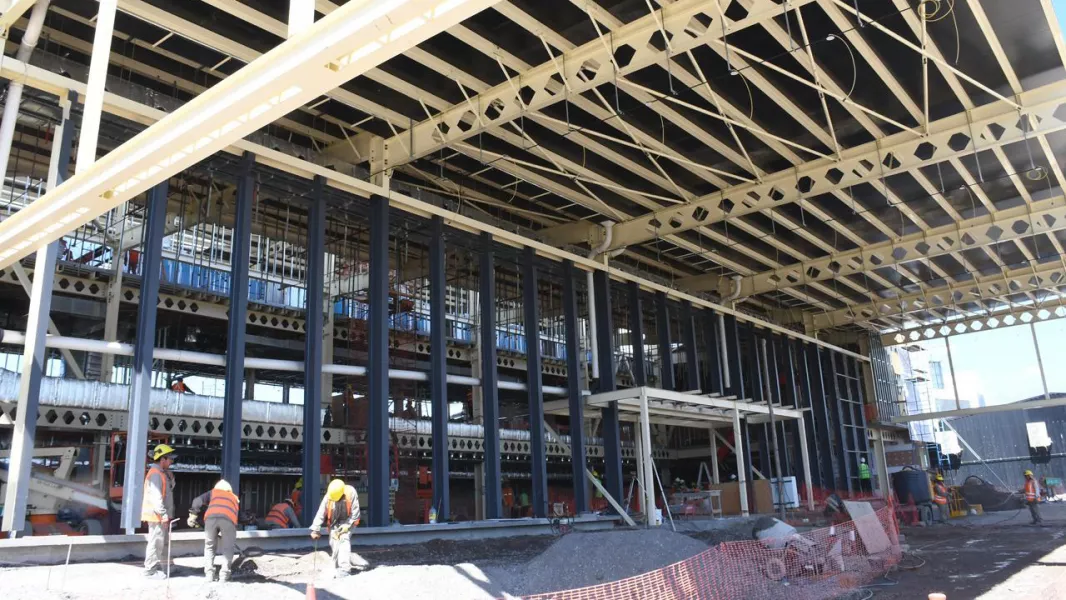 16362-la-ampliacion-del-aeropuerto-de-salta-tiene-un-50-de-avance-el-gobernador-recorrio-las-obras