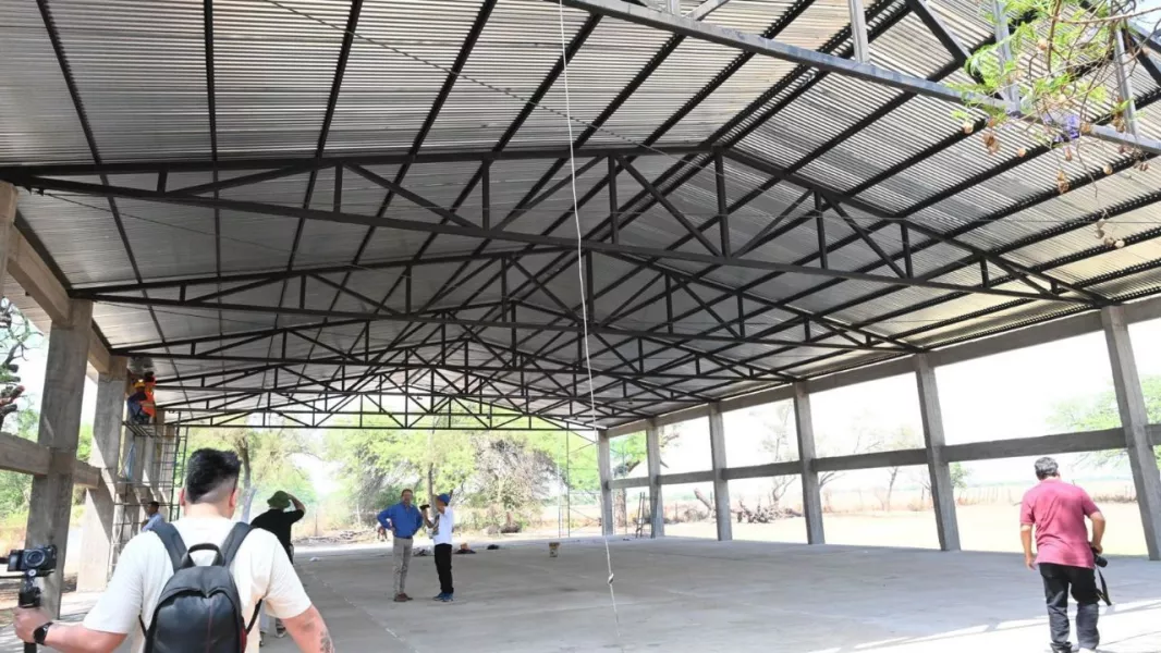 15611-nueva-obra-educativa-en-pizarro-se-construyo-un-tinglado-en-la-escuela-primaria-n-4483-islas-argentinas