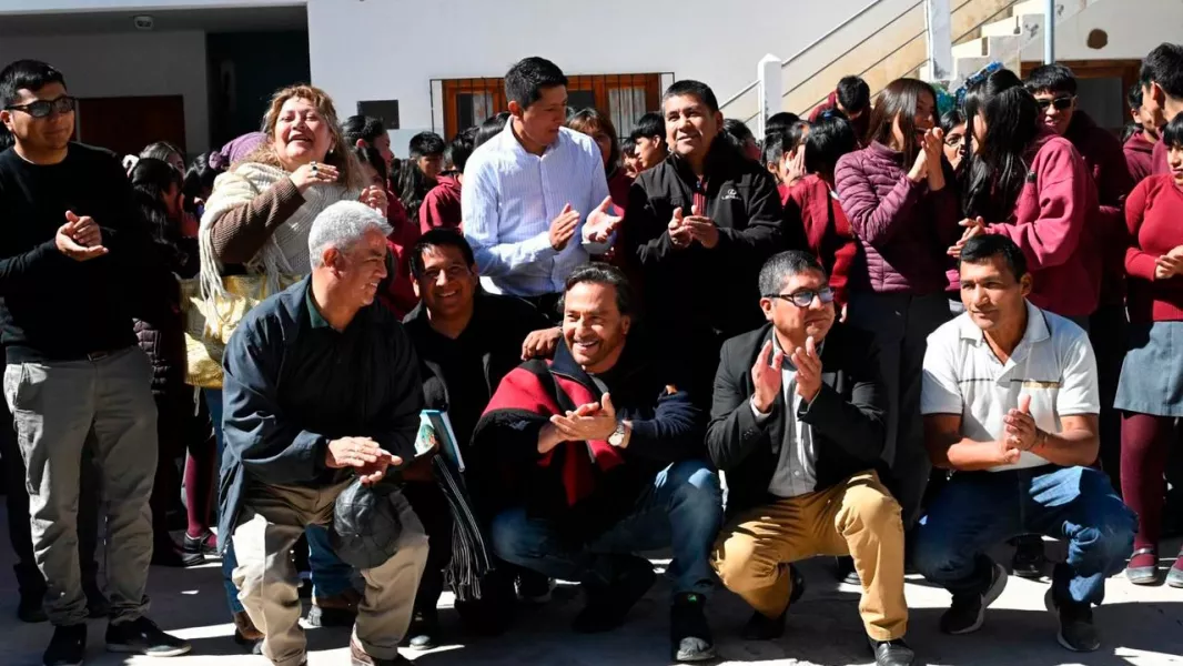 104229-gustavo-saenz-compartio-con-los-vecinos-de-iruya-actividades-educativas-deportivas-y-sociales-20251003173009