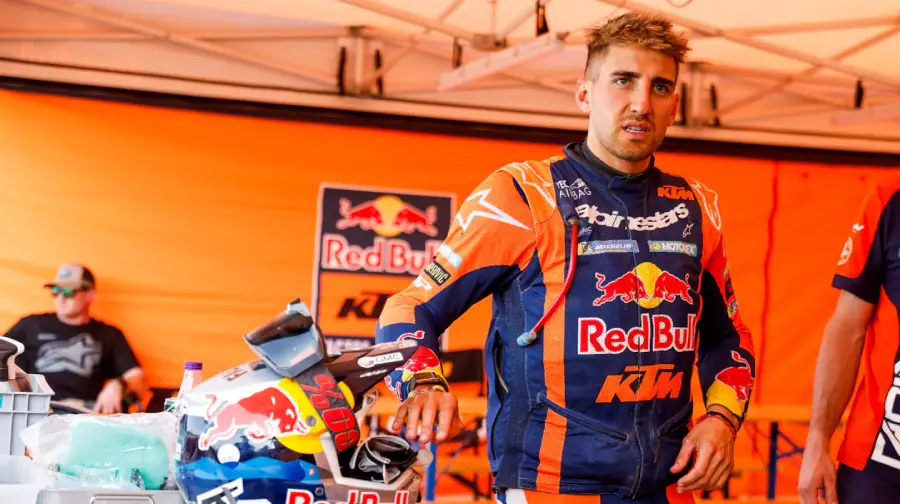benavides-el-argentino-que-lucha-por-el-titulo-de-motos-en-dakar-foto-efe-CBQL3CDPTZHB7MTQUVP2VVLJBU