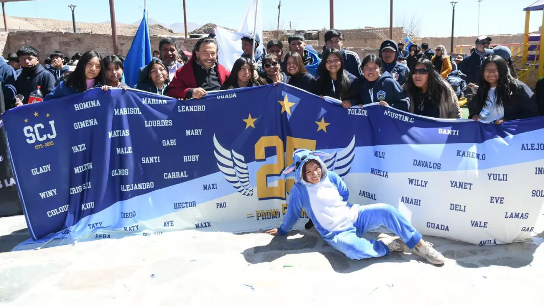 19883-saenz-en-la-puna-obras-de-agua-para-600-familias-35-viviendas-y-espacio-deportivo-en-san-antonio-de-los-cobres