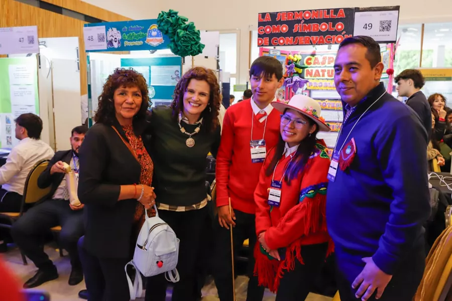 20377-comenzo-la-feria-nacional-de-ciencias-en-cafayate