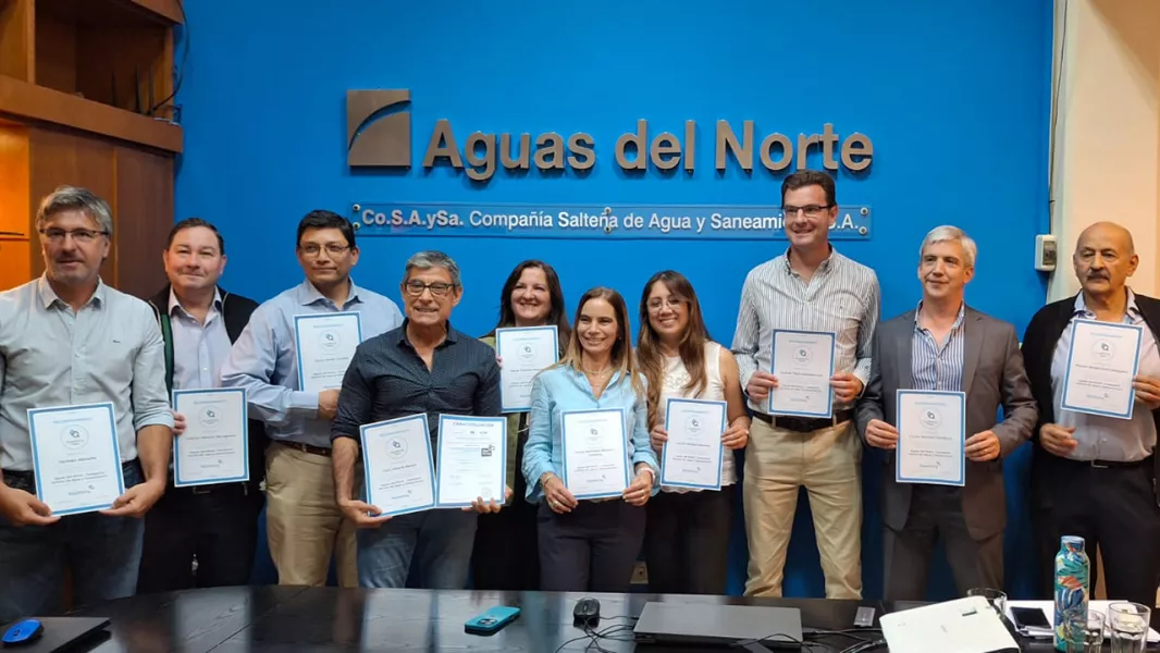 104141-aguas-del-norte-recibio-un-reconocimientos-del-bid