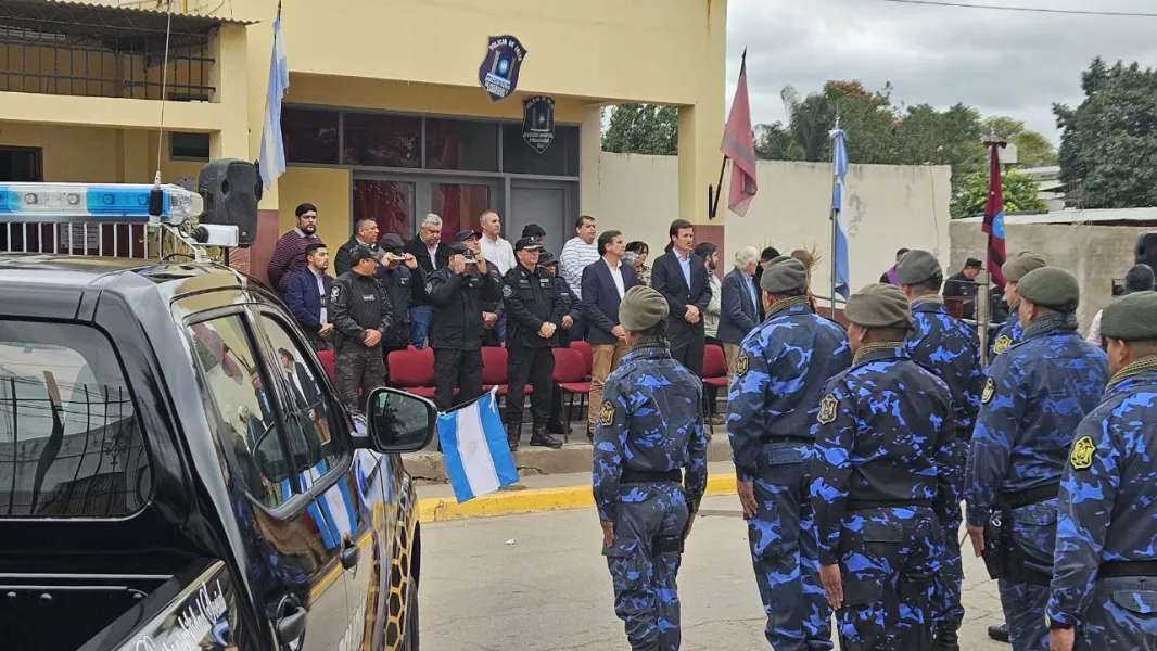 18347-nuevos-moviles-policiales-para-embarcacion-y-coronel-juan-sola