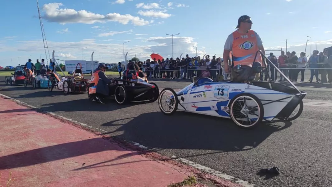 20530-escuelas-tecnicas-saltenias-participaron-en-el-desafio-nacional-eco-race-2025