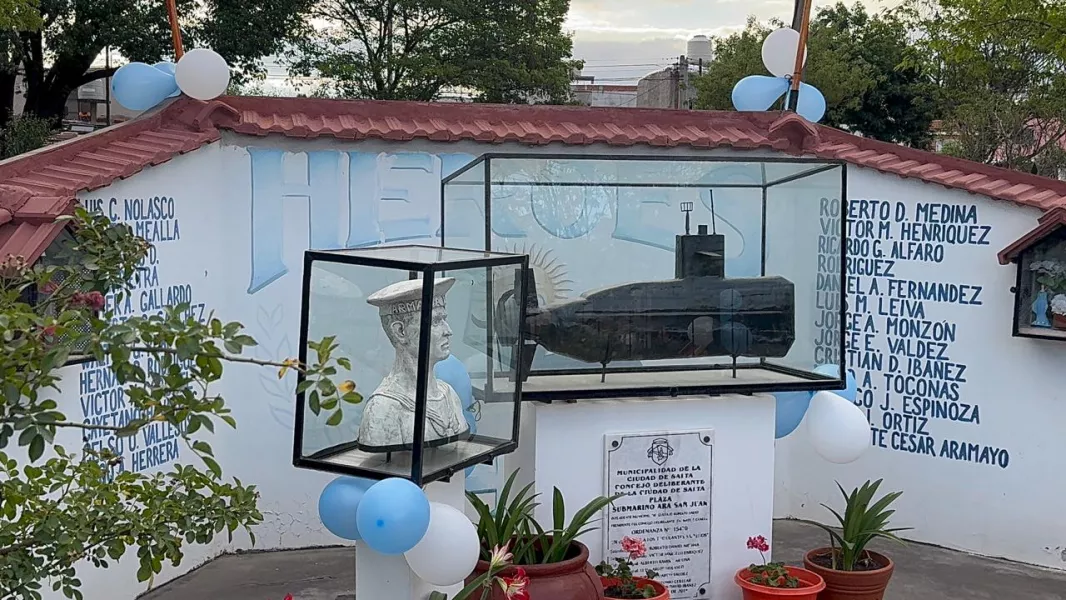 16180-salta-rindio-homenaje-en-el-dia-nacional-por-la-memoria-de-los-heroes-del-submarino-ara-san-juan