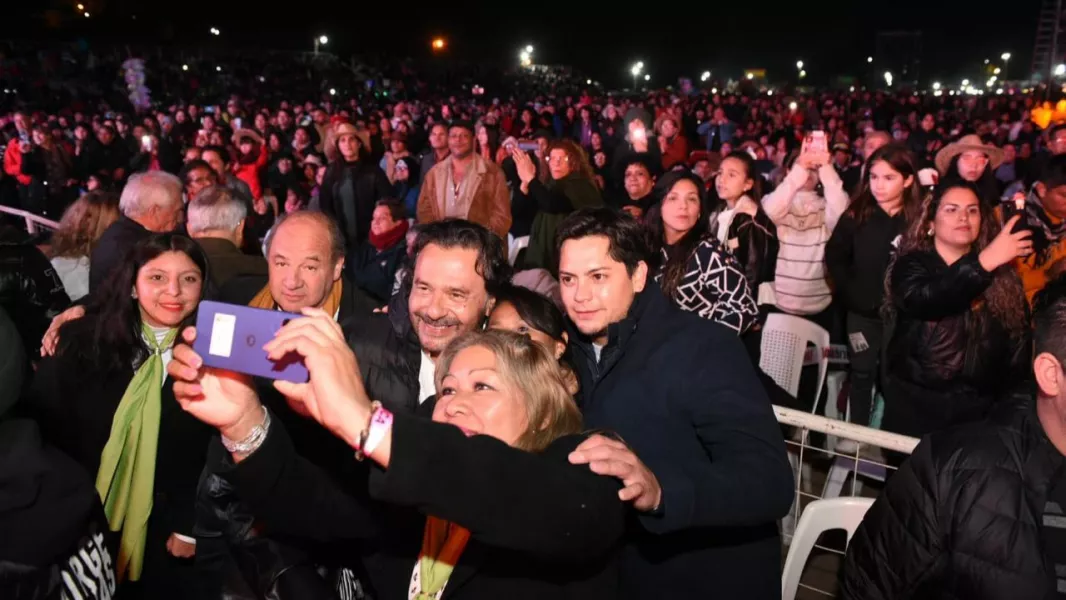 12676-el-gobernador-junto-al-pueblo-de-tartagal-celebro-el-101-aniversario-de-la-ciudad