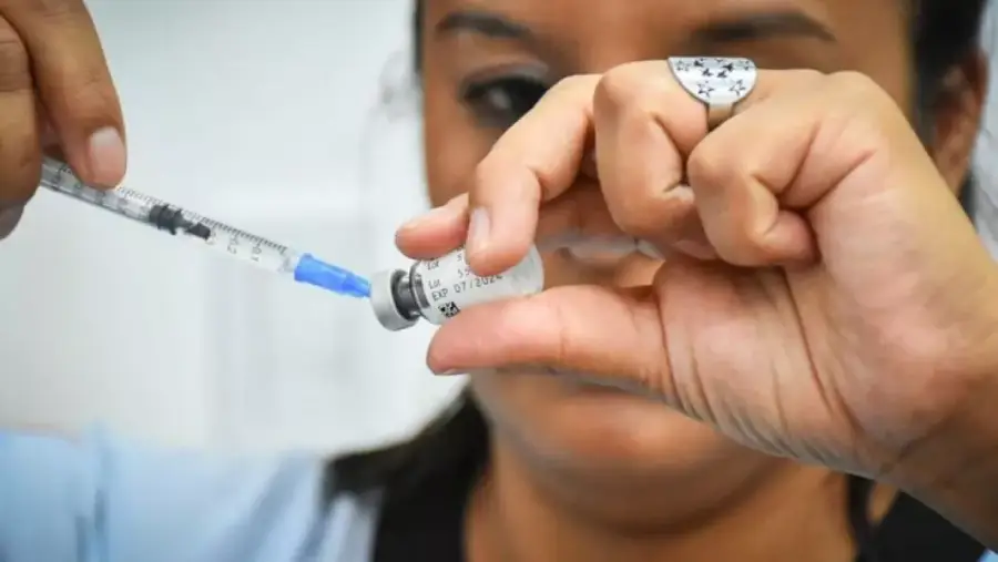 105969-desde-el-miercoles-estaran-disponibles-las-vacunas-contra-el-dengue-en-las-zonas-priorizadas (1)