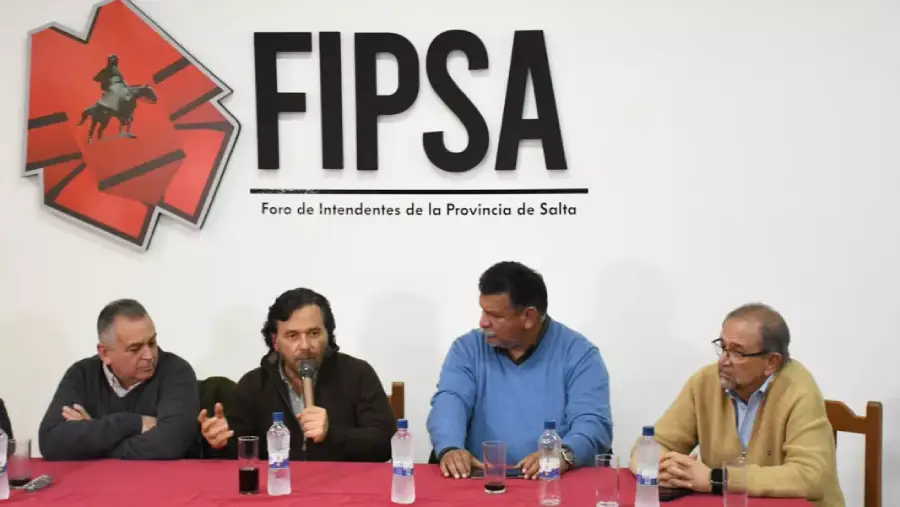 23885-el-gobernador-saenz-participo-en-la-asamblea-del-foro-de-intendentes