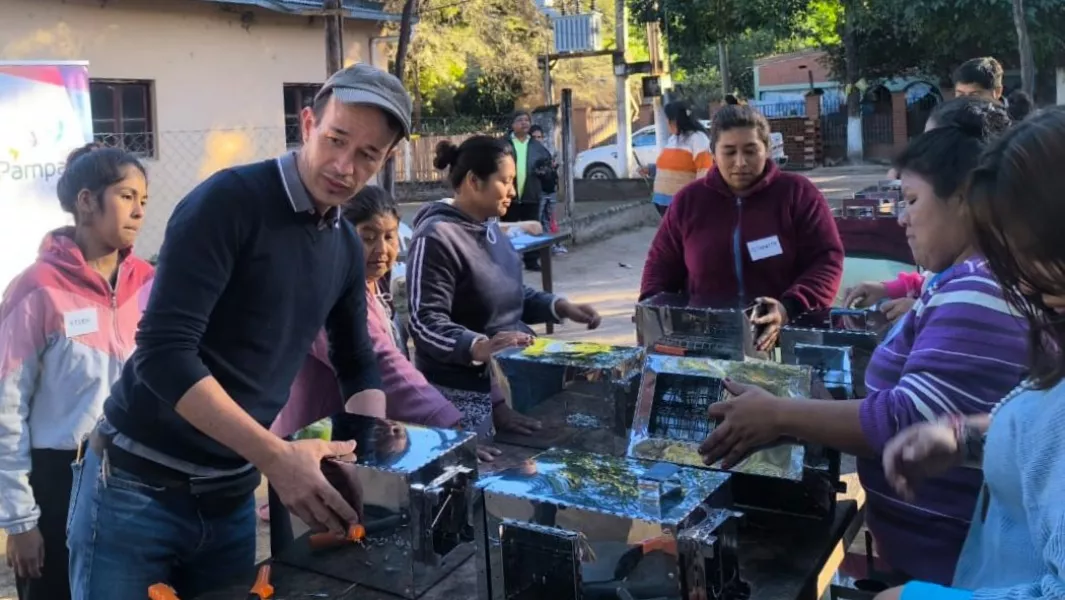 101980-nuevas-cocinas-ecologicas-para-familias-originarias-de-aguaray