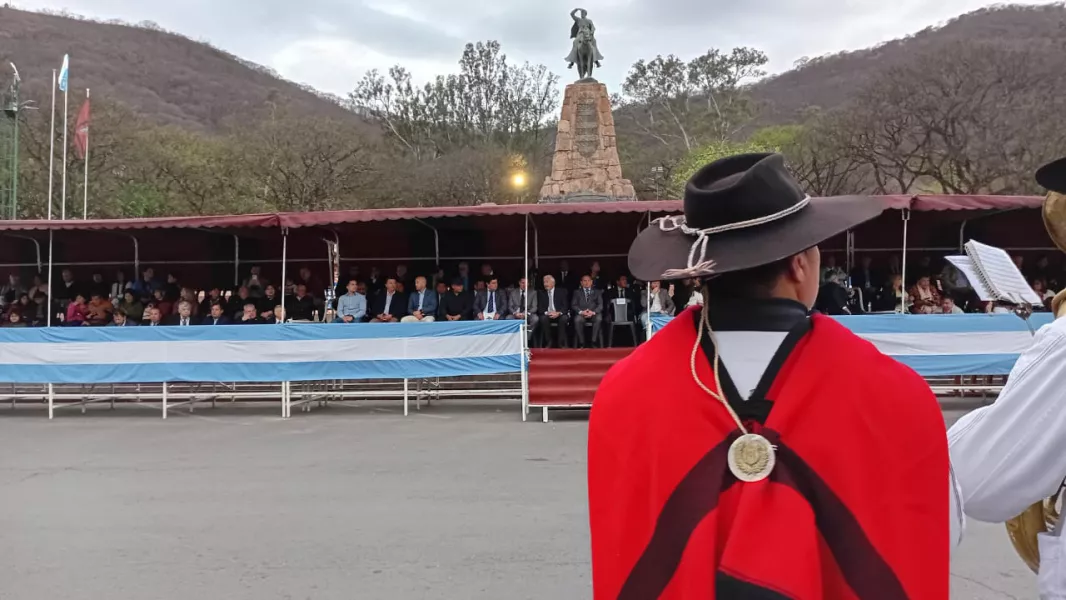 19667-comenzaron-en-salta-las-32-olimpiadas-nacionales-y-30-internacionales-de-circulos-de-oficiales-de-policia