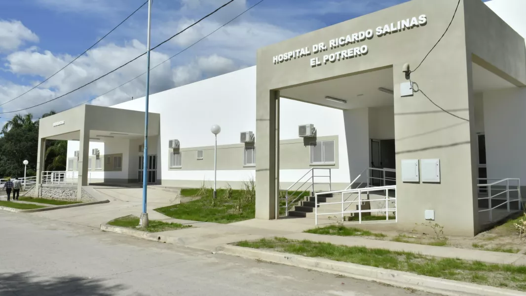 17156-el-hospital-de-rosario-de-la-frontera-sumara-64-camas-y-nuevo-edificio-para-el-de-el-potrero-saenz-verifico-las-dos-obras