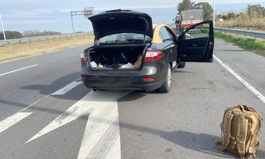 taxista_fue_detenido_cuando_realizaba_viajes_cargado_con_26_kilos_de_cocaina_4