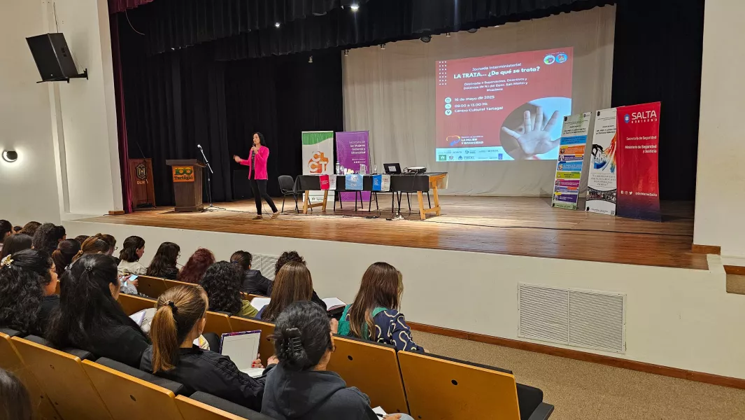 17444-mas-de-500-docentes-de-nivel-inicial-primario-y-secundario-del-departamento-san-martin-se-capacitaron-para-prevenir-la-trata-de-personas