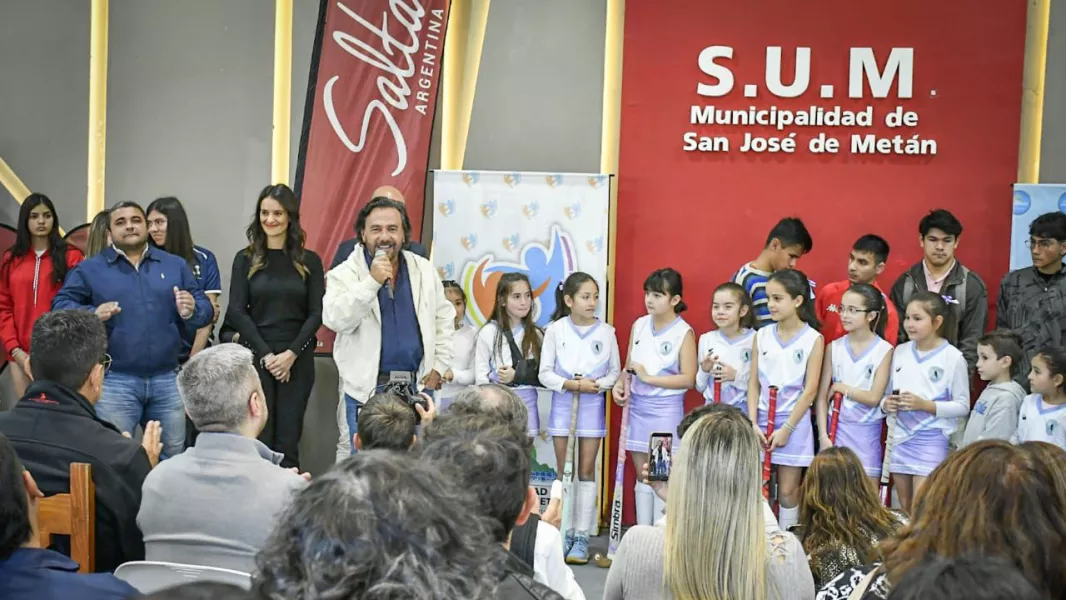 19269-gustavo-saenz-en-metan-el-plan-provincial-meta-es-una-politica-de-estado-para-el-desarrollo-deportivo-de-salta