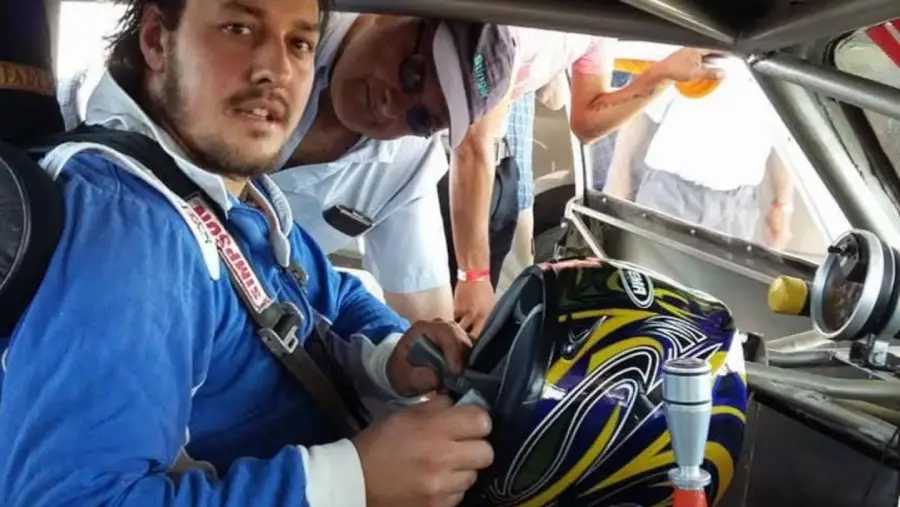 patricio-y-gerardo-galvan-padre-e-hijo-viajaban-en-la-camioneta-junto-con-un-empleado-foto-facebook-turismo-promocional-centro-oeste-bonaerense-RUVFW3XYHJDE5PFSYCAHBV6FQA