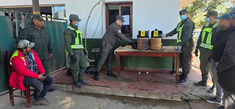 salta-_pasta_base-_tanques_plasticos_auxiliares_de_agua_2