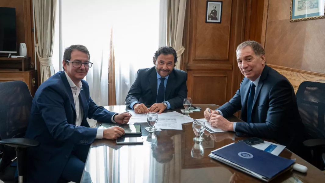 105393-el-gobernador-saenz-gestiono-con-el-ministro-del-interior-la-continuidad-de-obras-federales-en-salta