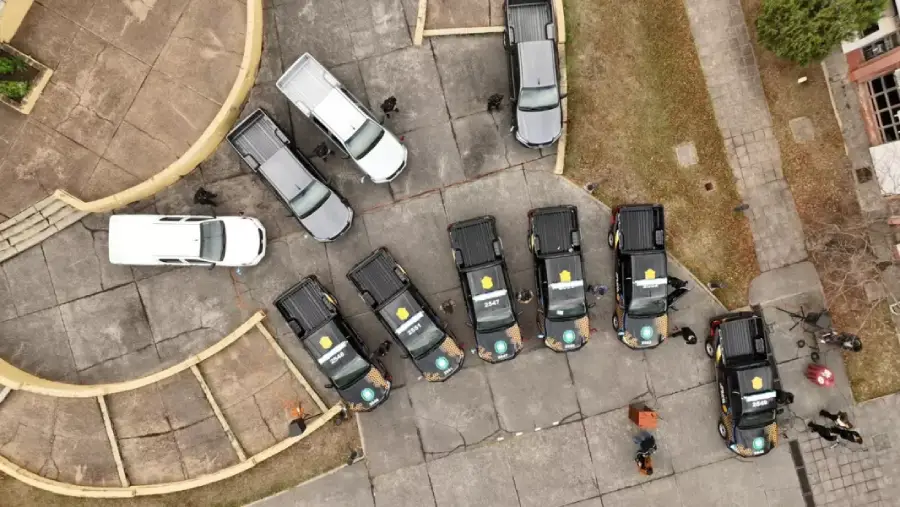 24123-saenz-entrego-10-nuevos-moviles-policiales-y-ya-renovo-el-60-del-parque-automotor-de-la-fuerza