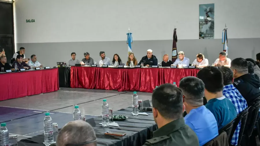 110201-el-comite-de-emergencia-climatica-se-reunio-en-joaquin-v-gonzalez-con-los-demas-municipios-de-anta