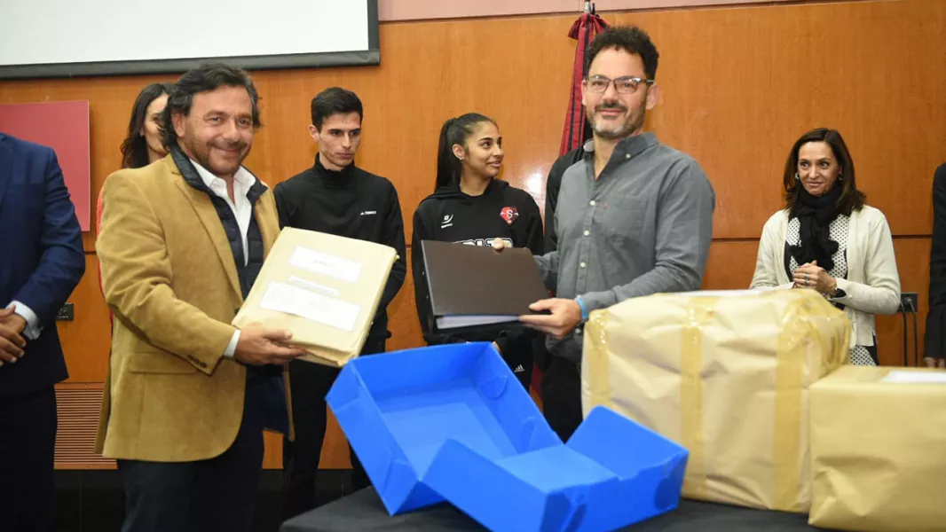 101461-el-polo-deportivo-transformara-el-deporte-de-salta-y-la-region-saenz-encabezo-la-apertura-de-sobres-de-la-obra