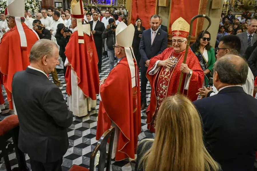 19546-el-vicegobernador-antonio-marocco-durante-la-fiesta-de-la-santa-cruz-en-el-segundo-dia-del-triduo
