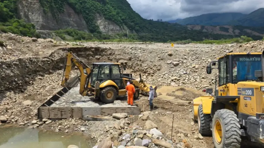 17380-avanza-la-construccion-de-un-tercer-tramo-del-puente-bailey-de-los-toldos