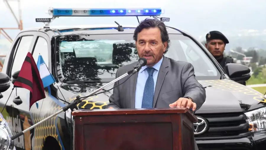 106595-durante-la-gestion-de-gustavo-saenz-se-renovo-el-52-del-parque-automotor-de-la-policia-de-salta