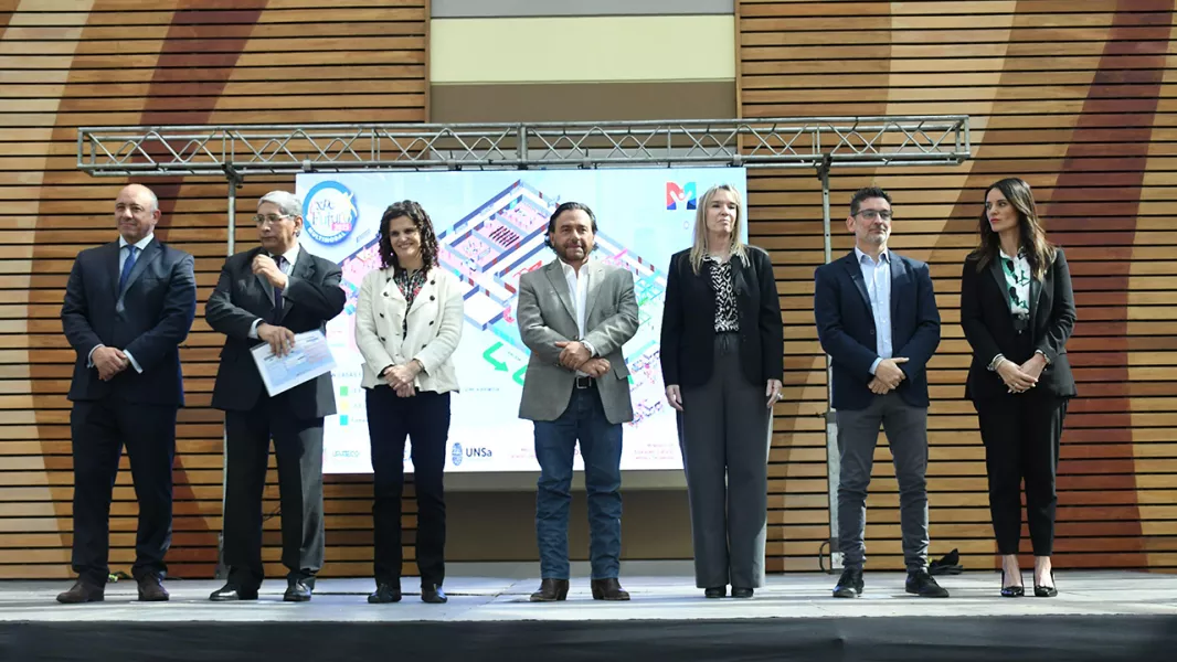 19672-saenz-inauguro-expofuturo-2025-que-orientara-el-camino-academico-de-casi-50-mil-de-alumnos