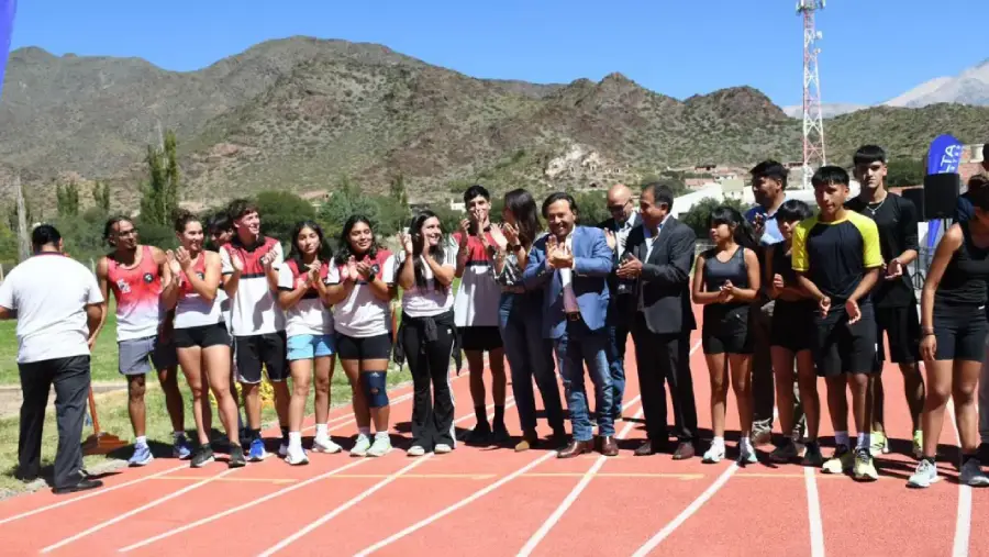 22126-cachi-renovo-su-pista-y-se-consolida-como-polo-deportivo-provincial-nacional-e-internacional