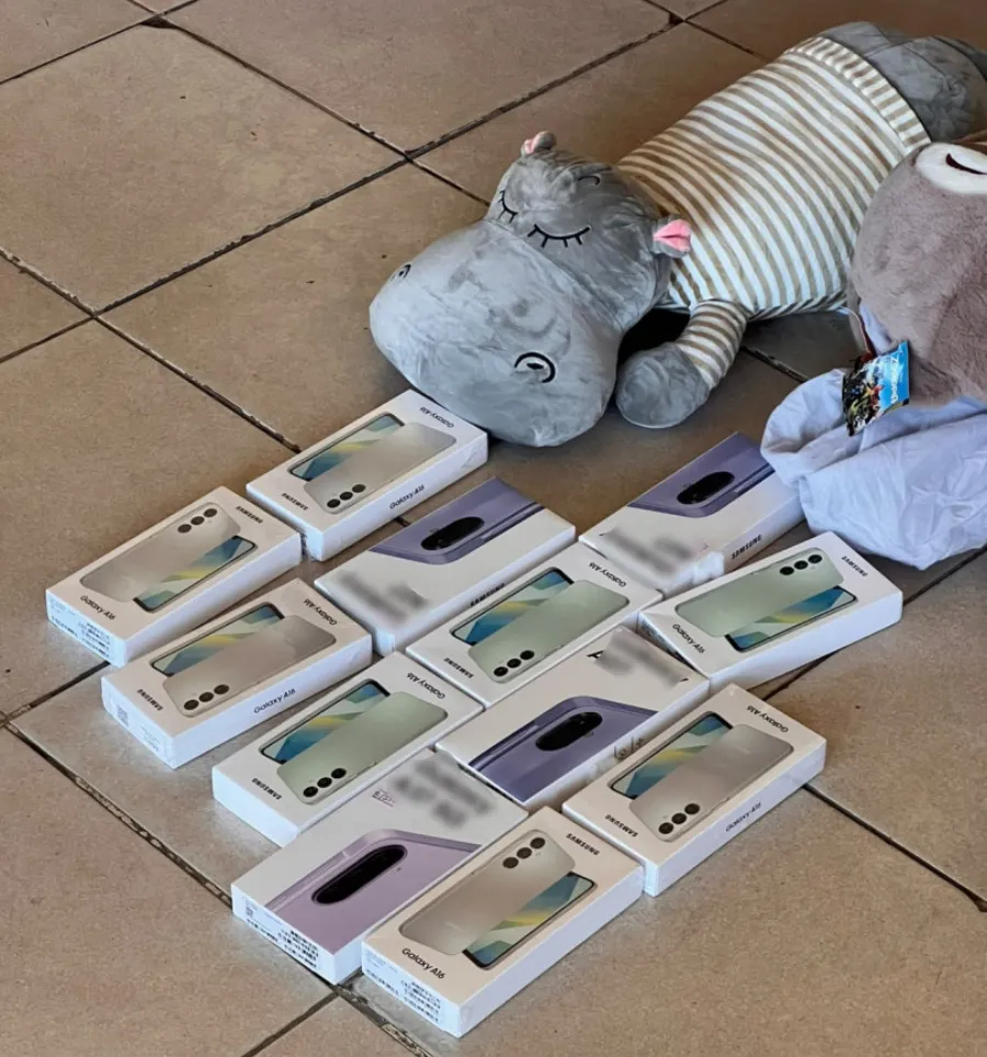 celulares_en_peluches_2
