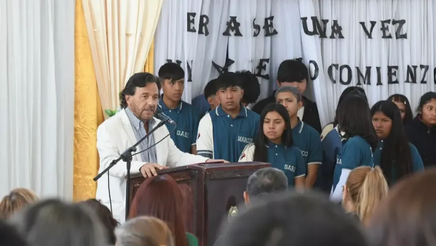 25049-saenz-inauguro-las-obras-del-colegio-america-latina