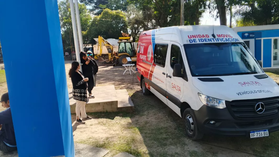 102629-el-movil-del-registro-civil-participara-de-la-34-edicion-de-la-expo-mosconi